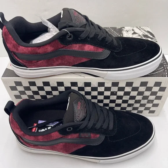 Vans WMNS Kyle Walker
Corduroy Tie-Dye/Black/White Sneakers 
VN0A5JIEX4C - Picture 2 of 16